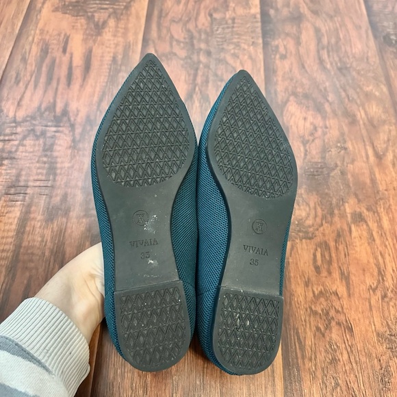 Vivaia ena blue green pointed toe patterned flats size 5 - Picture 5 of 5